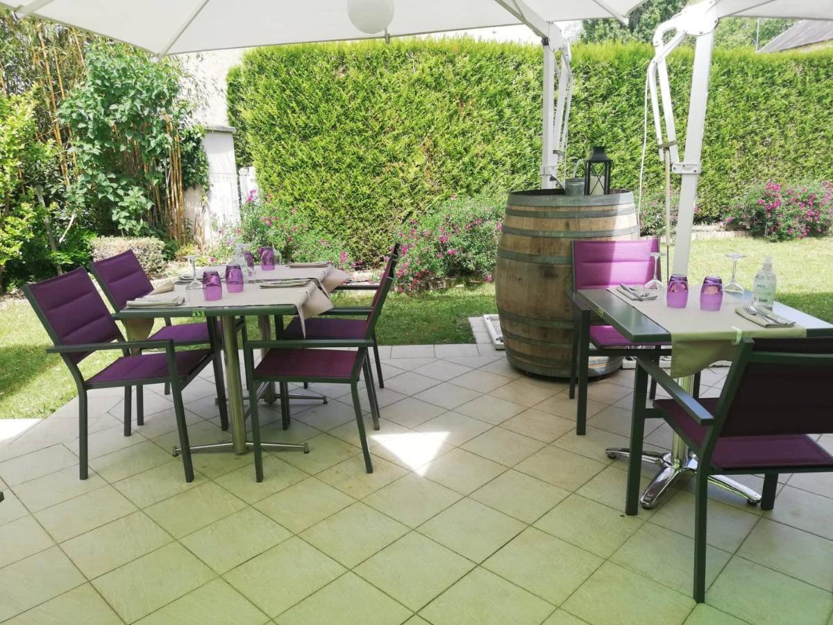 Logis Hotel Restaurant L'Oree Des Bois La Breille-les-Pins 외부 사진