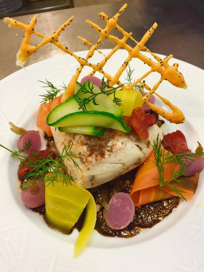 Logis Hotel Restaurant L'Oree Des Bois La Breille-les-Pins 외부 사진