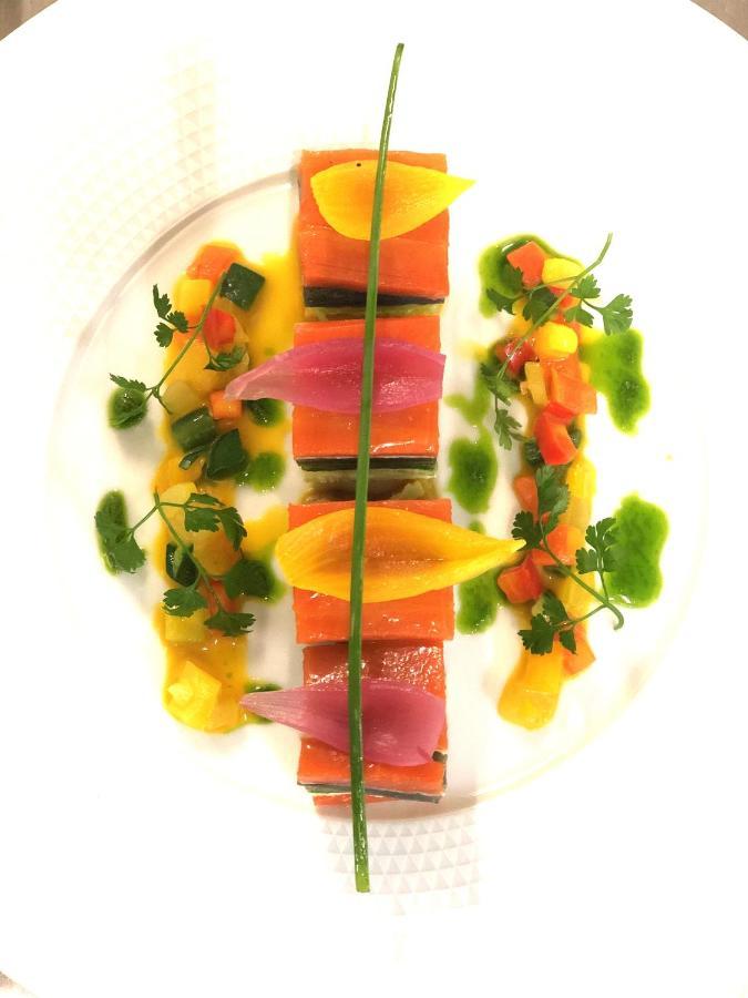 Logis Hotel Restaurant L'Oree Des Bois La Breille-les-Pins 외부 사진